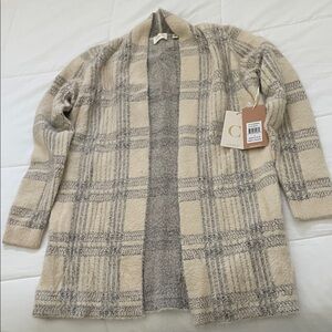 Cyrus Cream and Gray Checkered Cardigan Size Small, Super Soft, Never Worn.